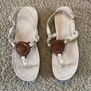 UGG Aydeen Slingback Sun Medallion Cyprus Sandals Size 7